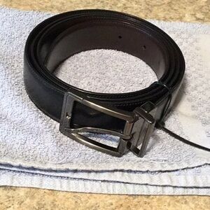 Perry Ellis Reversible Leather Black or Brown